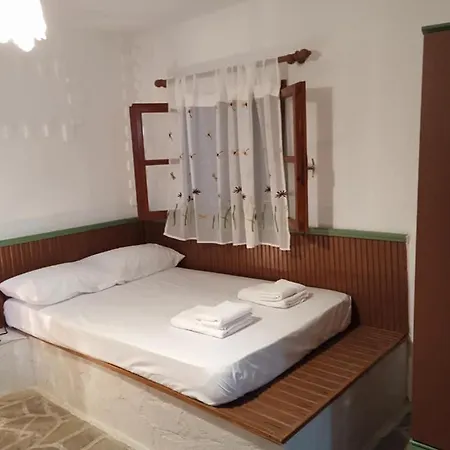 Ethnicks 3 Apartment